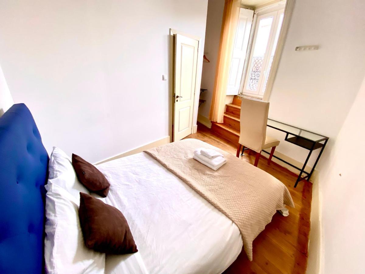 Nature Chiado 2- Cozy Little Double Room With Shared Bathroom Lisboa Kültér fotó